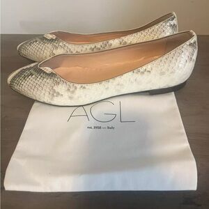 AGL Attilio Guisto Leombruni Snake Embossed Flats brand new with dust ba…